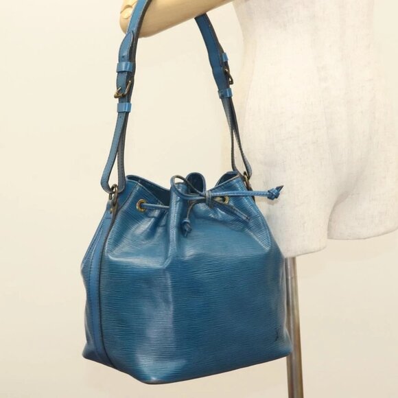 LOUIS VUITTON Epi Petit Noe Shoulder Bag Blue M44105 LV Auth 128576 - Picture 14 of 16